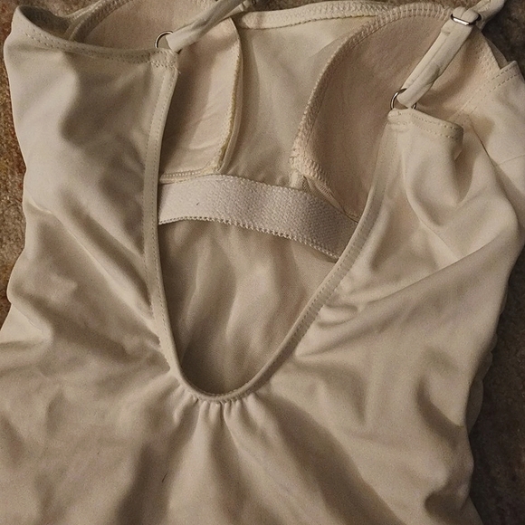 Classic Square Neck, Scoop Back Ruched One Piece Swimsuit/Body Suit - Picture 5 of 13